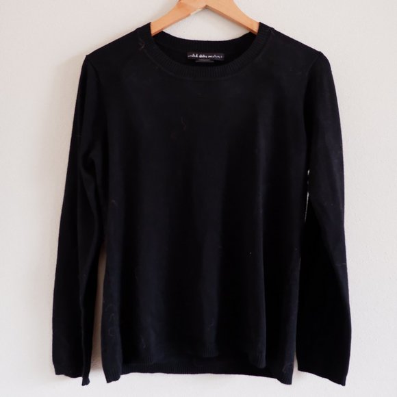 Black long sleeve sweater - Picture 2 of 4
